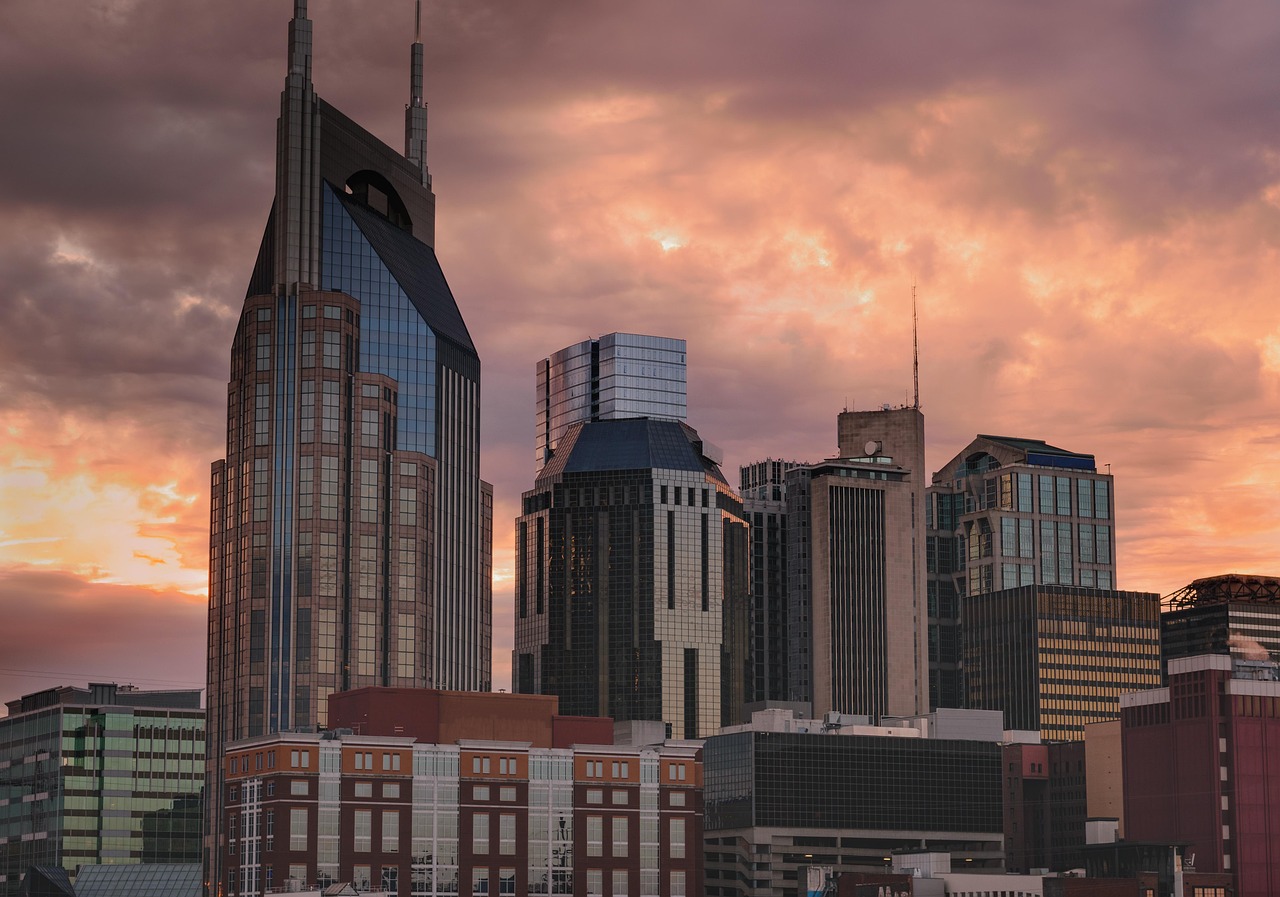 East Nashville street and buildings in Nashville